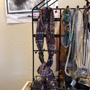 Multicolored patterned headband with ties